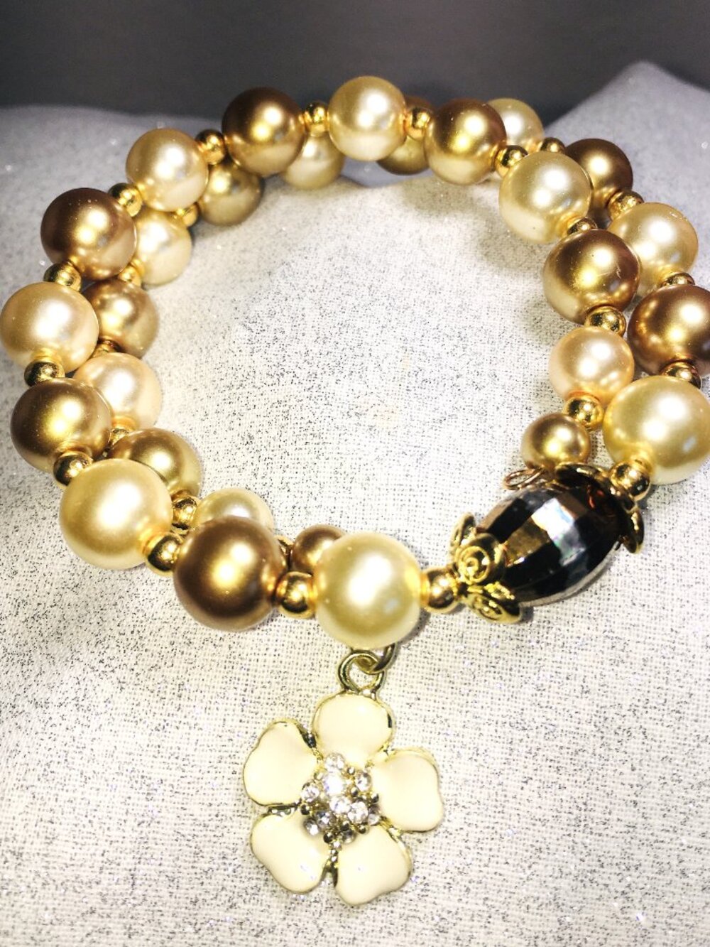 Handmade Gold & Pearl Beaded Bracelet w/ Rhinestone Flower Charm